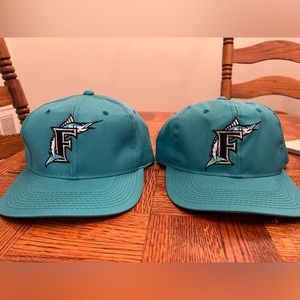 Vintage marlins snap backs lot /2 hats